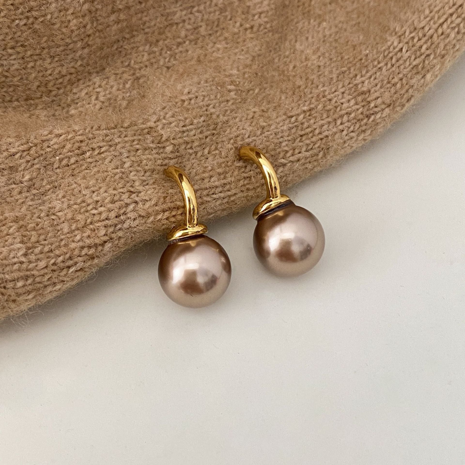 Vintage Champagne Pearl Clip-on Earrings